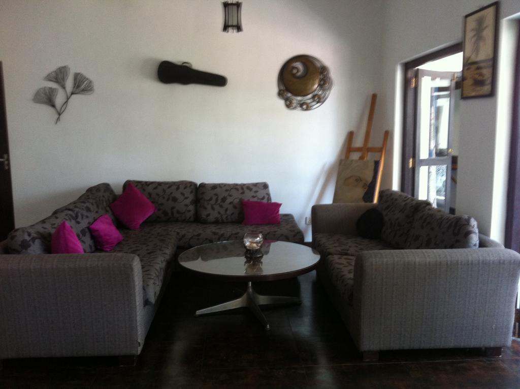 Friends Guesthouse Kudapaduwa 外观 照片