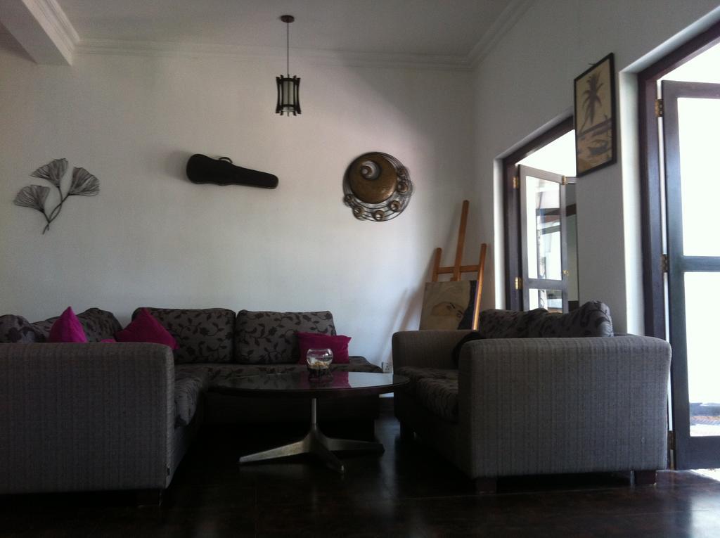 Friends Guesthouse Kudapaduwa 外观 照片
